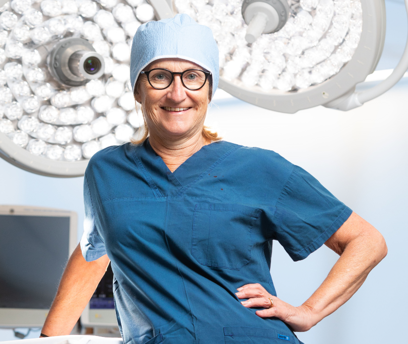 Dr Elizabeth Ohare | Dr Julia Crawford